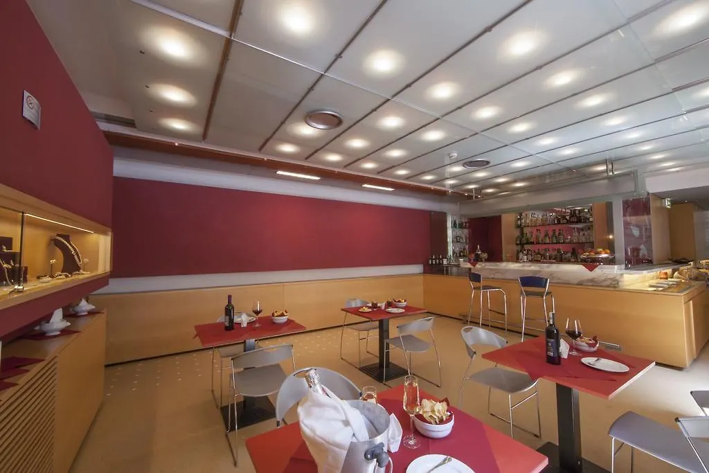 Ariosto Hotel Milano 4*,  Italia