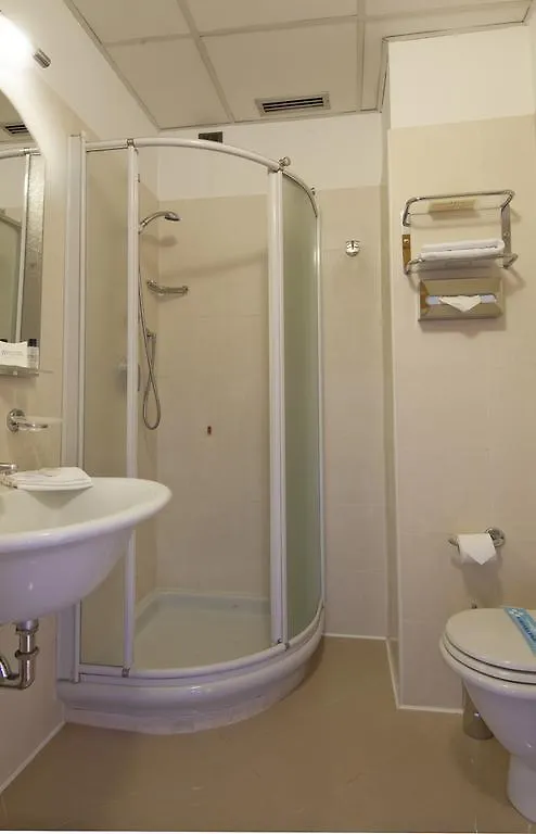 Ariosto Hotel Milano 4*,
