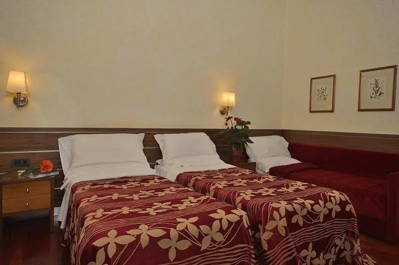 Ariosto Hotel Milano 4*,